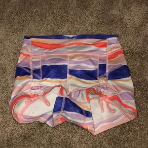 Lululemon tie up shorts
